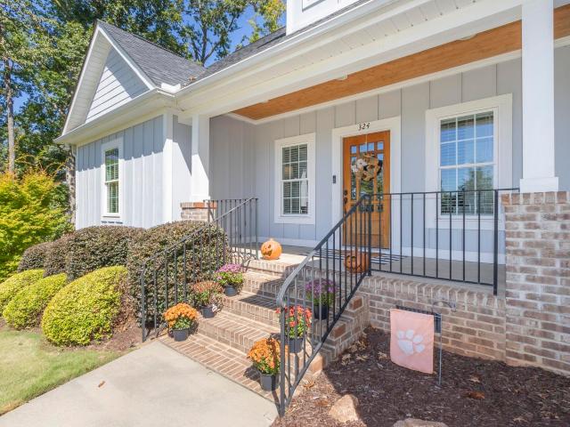 324 Bowen Drive