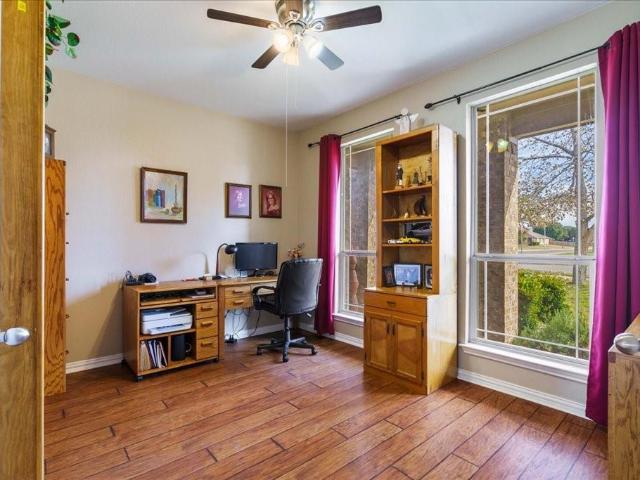 324 Bloomsbury Dr