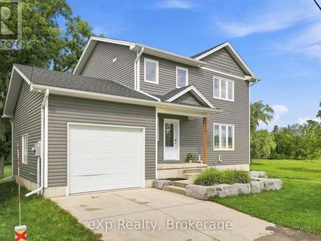 324 David Winkler Parkway, West Grey, ON, N0G 2M0 house for sale | Listing ID X13721 | Royal LePage