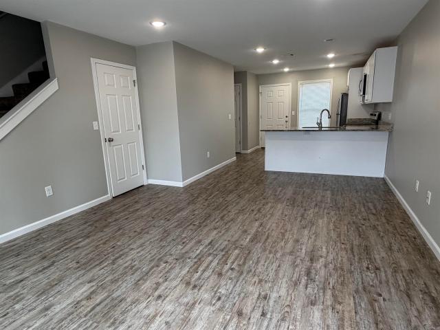 324 Drake Street # 2