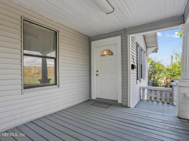 324 E 19th St, Jacksonville, FL 32206 | MLS #2136