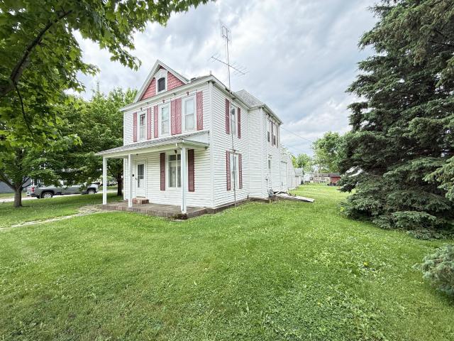 324 E Maple Street