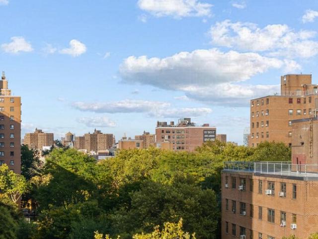 324 East 112th Street, New York, NY