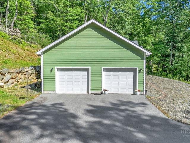 324 Hidden Spring Road
