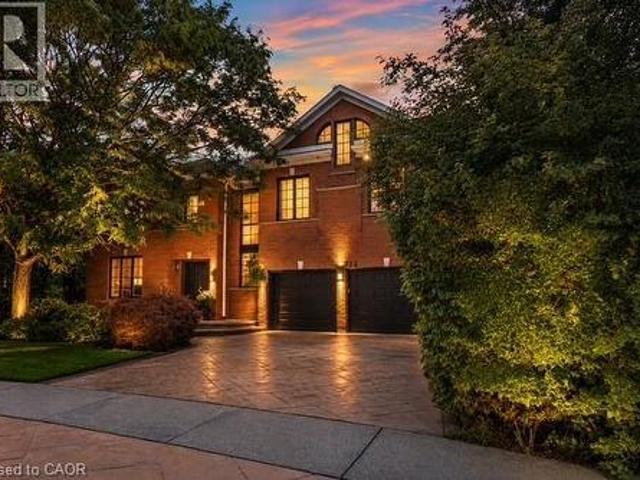 324 Oakridge Court, Oakville, ON, L6H 5T9 house for sale | Listing ID 40863 | Royal LePage