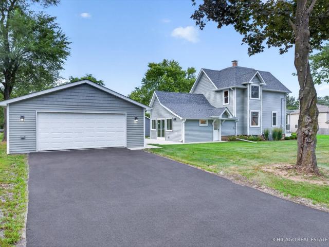 324 Maple Street