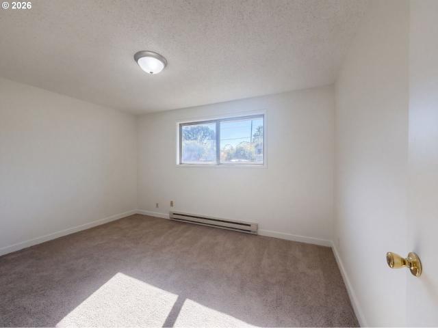 324 N 5TH ST