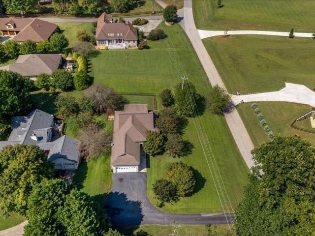324 Sims Circle