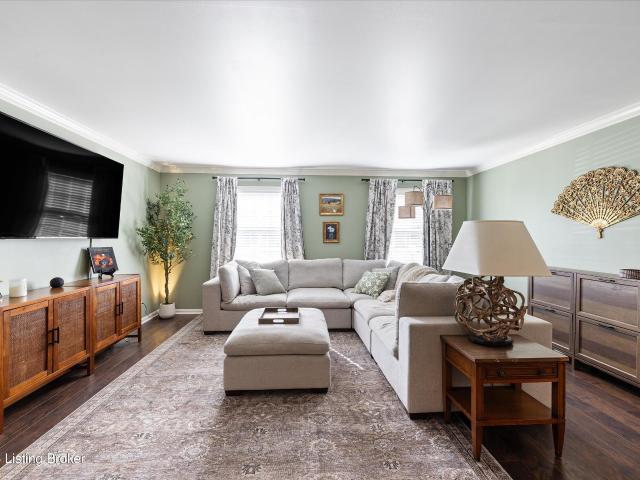324 Stonehenge Dr APT 102