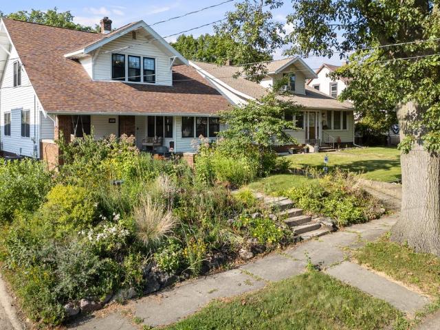 324 Roosevelt Avenue