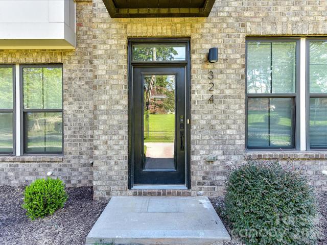 324 Yorkshire Drive