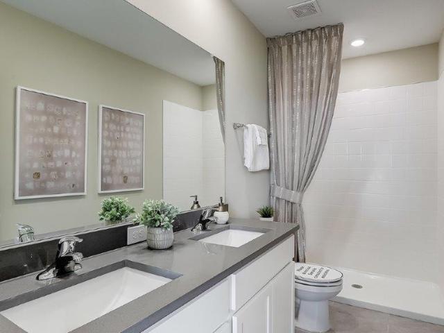 32551 Midsummer Night Ln, Wesley Chapel, FL 33543 | MLS #TB8497