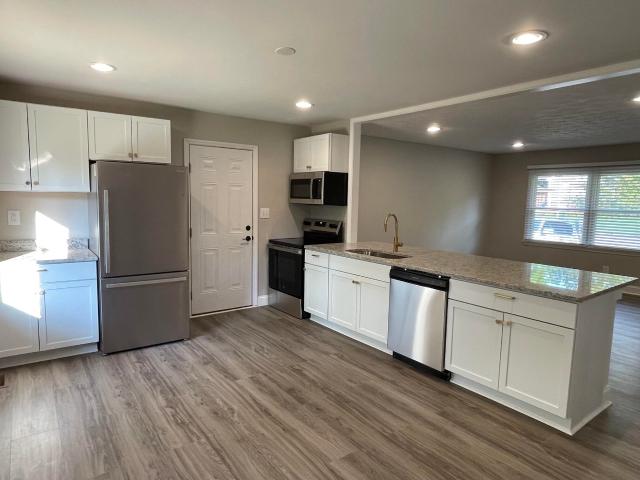 3255 Sutherland Drive