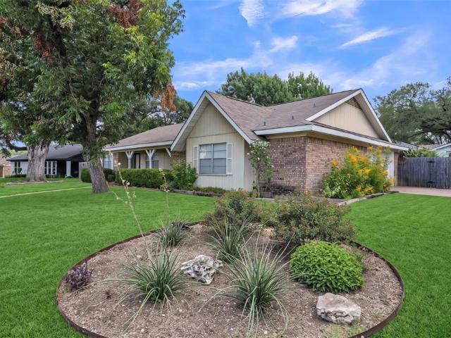 3256 Village Park Drive