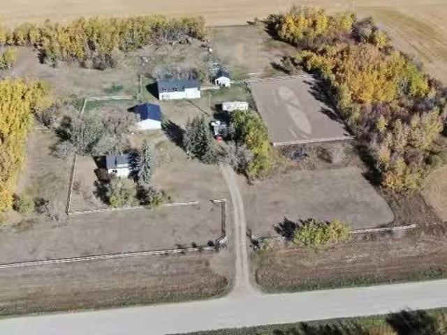325067 Township 462 Road, Neilburg, SK, S0M 1P0 house for sa.