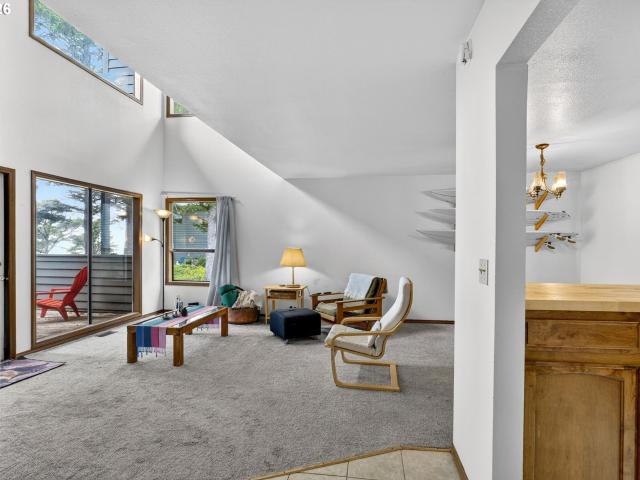 3250 nw oceanview dr # 18