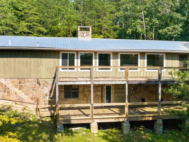 3250 Huckleberry Way