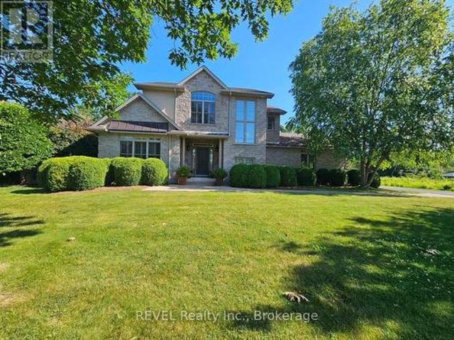 3250 Thunder Bay Road, Fort Erie Ridgeway, ON, L0S 1N0 house for sale | Listing ID X13537 | Royal LePage