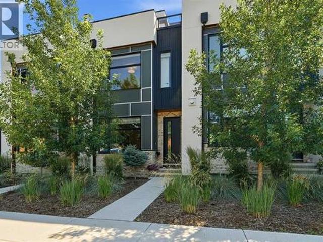 3250 18 Street Sw, Calgary, AB, T2T 6S5 townhouse for sale | Listing ID A2329 | Royal LePage