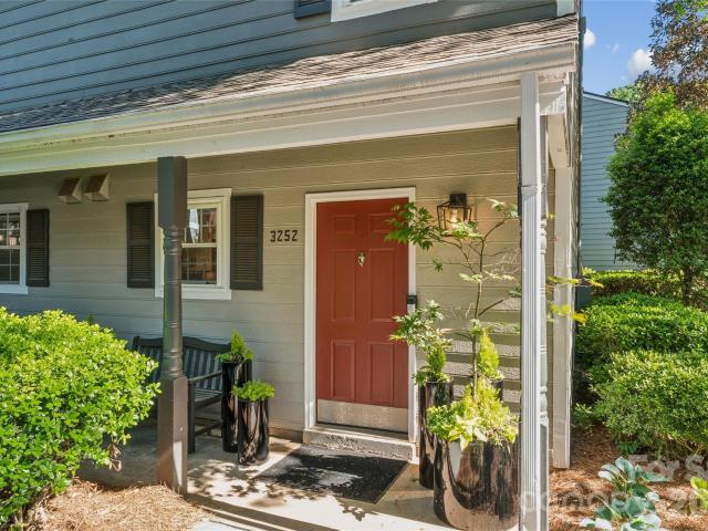 3252 Heathstead Place