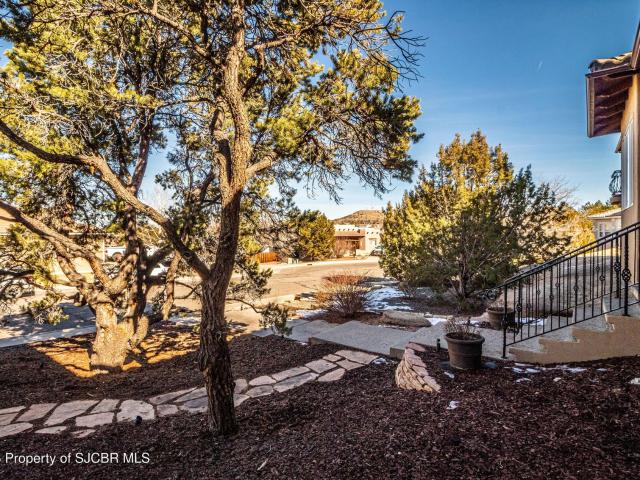 325 Canyonview Cir, Farmington, NM