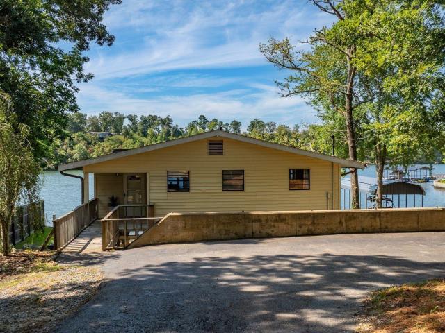 325 Galveston Rd Drive