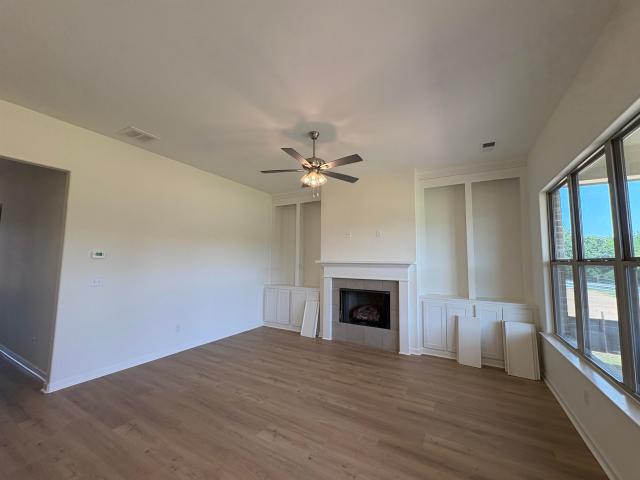 325 green willow dr