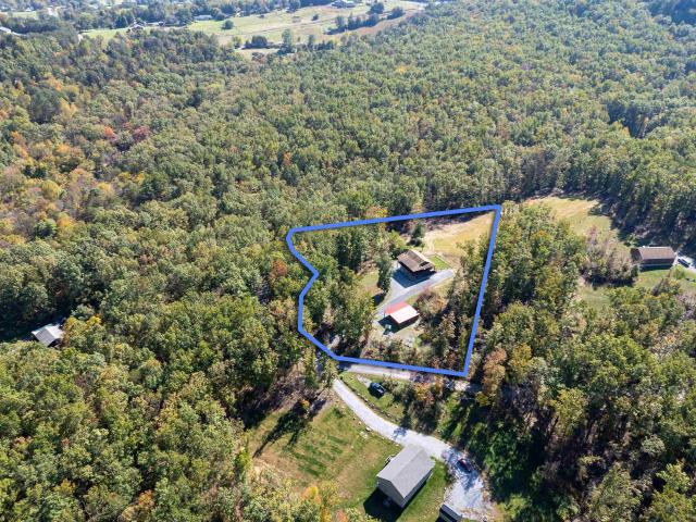 325 old wagon rd