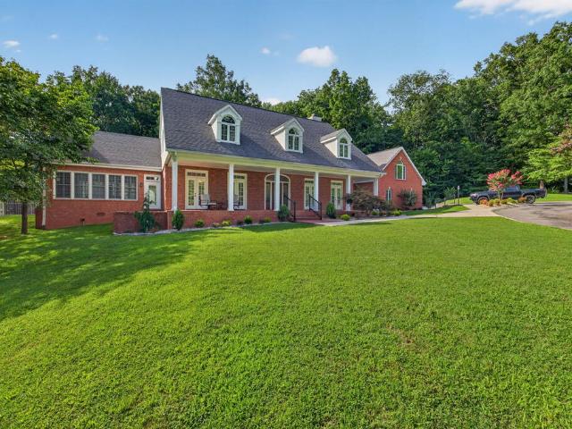 325 McKennon