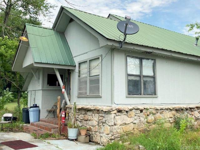325 N Highway 65
