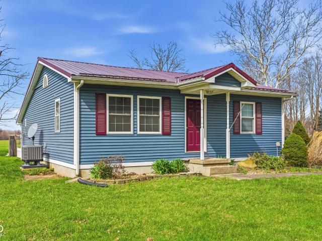 325 S County Road 900 W
