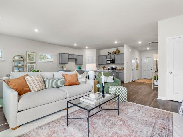 325 South Lake Court