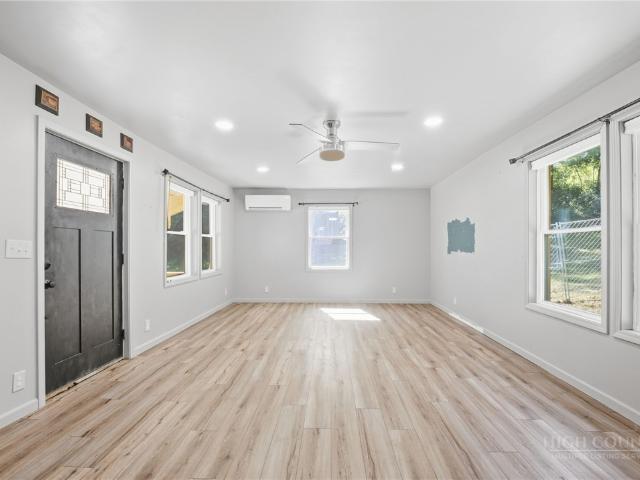 325 Sawyers Rd