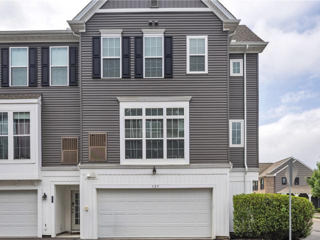 325 Parade St