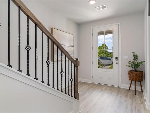 325 Riverview RD