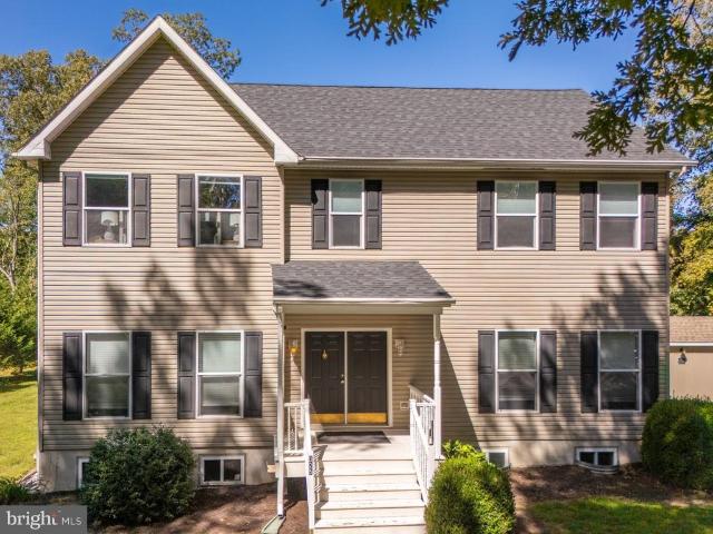 325 Rings End Road