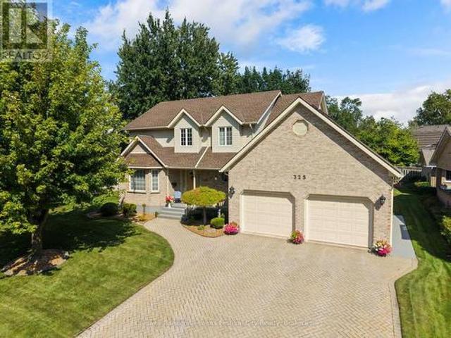 325 Young Street, Goderich. Town, ON, N7A 4K6 house for sale | Listing ID X13801 | Royal LePage