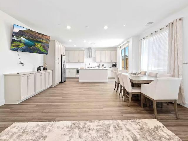 3266 Sidney Way, Folsom, CA 95630 | MLS #226046
