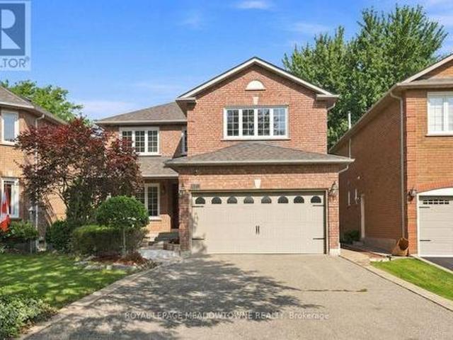 3268 Cajun Crescent, Mississauga, ON, L5L 5T7 house for sale | Listing ID W13777 | Royal LePage