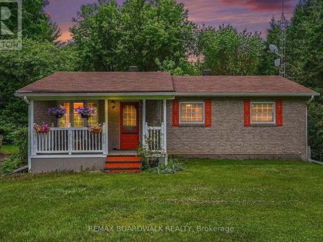 3260 Tolmies Corners Road, North Stormont, ON, K0C 1C0 house for sale | Listing ID X13625 | Royal LePage