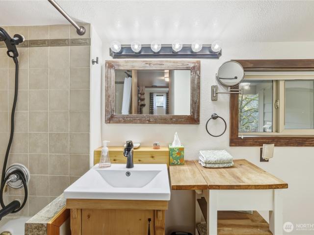 32611 SE 108th St, Issaquah, WA 98027 | MLS #2467