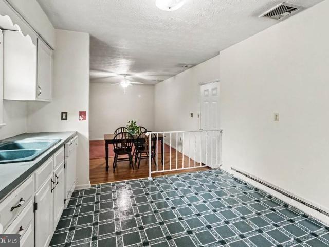 3261 Trinity Road