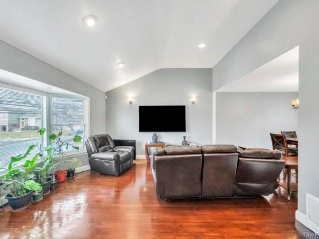 3263 Milburn Ave, Baldwin, NY 11510 | MLS #965006