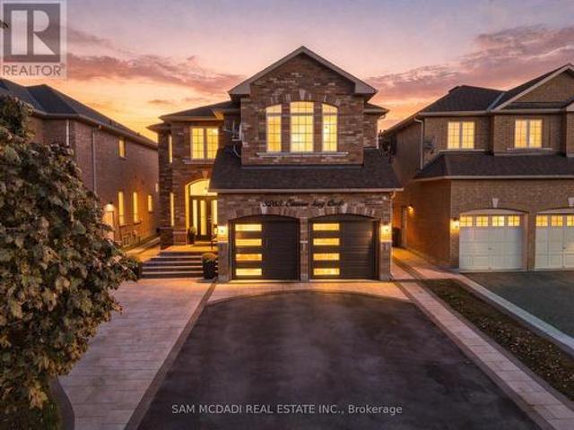 3263 Crimson King Circle, Mississauga, ON, L5N 8M8 house for sale | Listing ID W14034 | Royal LePage