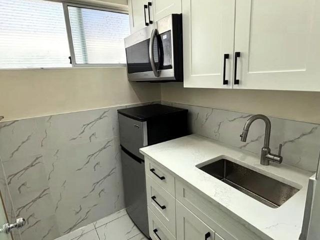 326 48th Avenue W, Vancouver