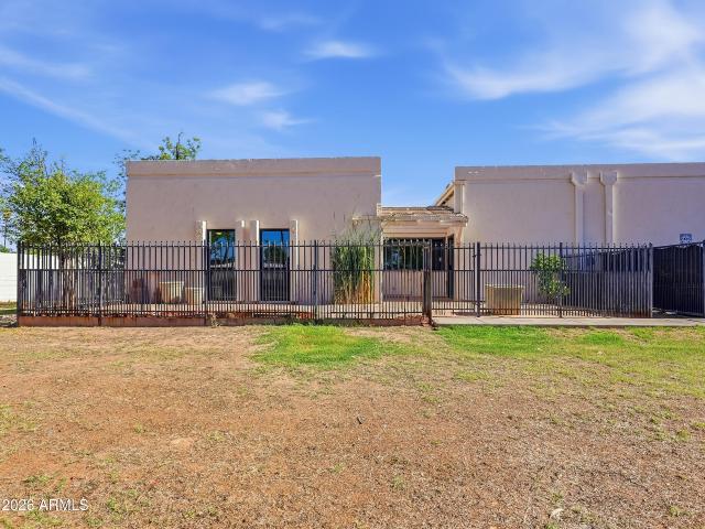 326 e huntington drive