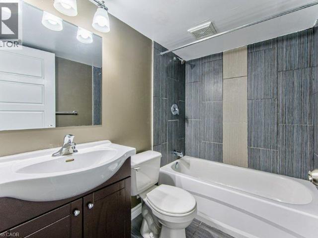 326 ERB Street W Unit# 17, Waterloo, Ontario, N2L1W3