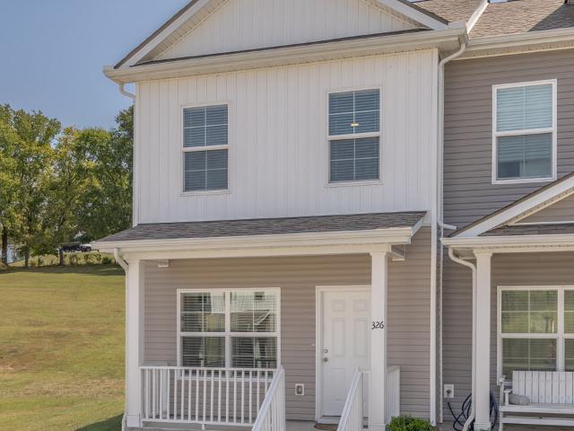 326 Kristen Ct