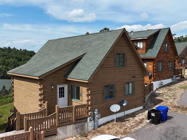 326 Hilltop Circle