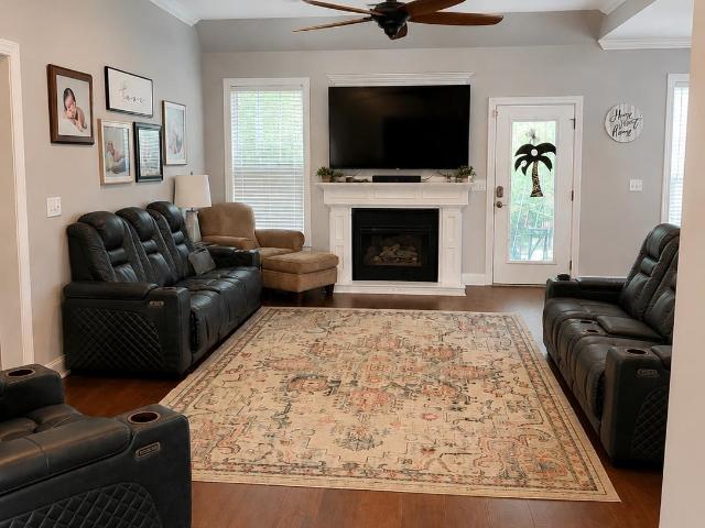 326 Lancelot Way